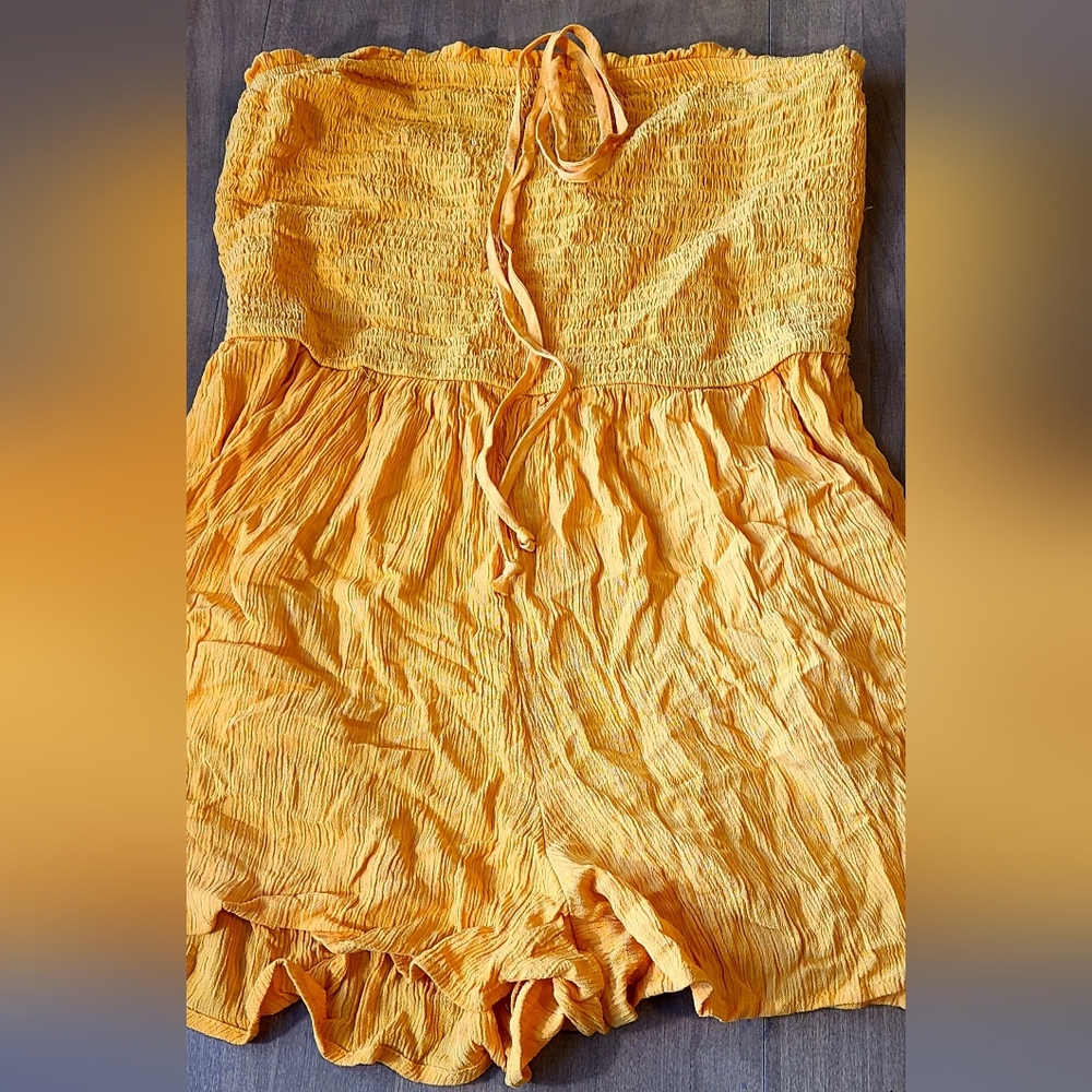 Yellow Strapless shorts romper